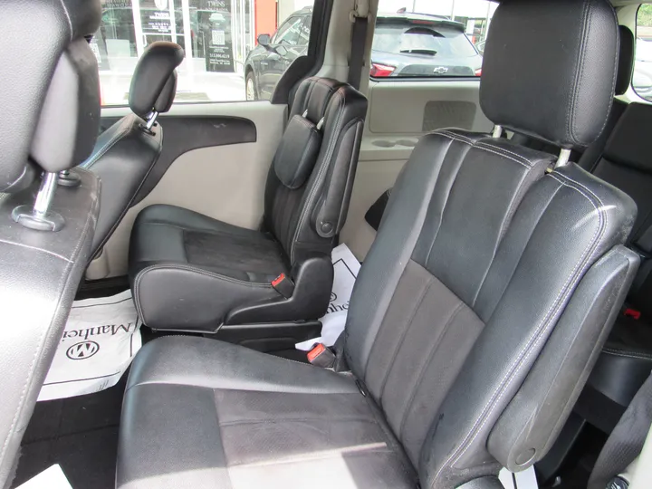 GREY, 2020 DODGE GRAND CARAVAN PASSENGER Image 11