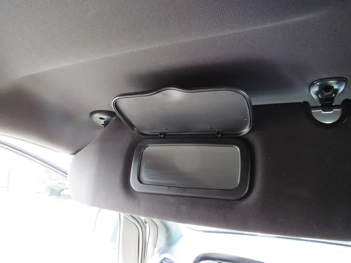 GREY, 2020 DODGE GRAND CARAVAN PASSENGER Image 20