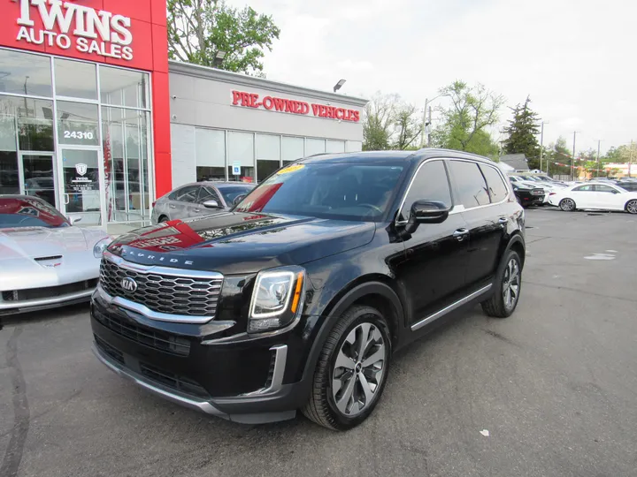 BLACK, 2021 KIA TELLURIDE Image 5