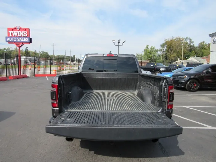 GRAY, 2022 RAM 1500 Image 7