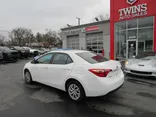 WHITE, 2019 TOYOTA COROLLA Thumnail Image 2