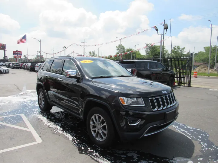 BLACK, 2015 JEEP GRAND CHEROKEE Image 4