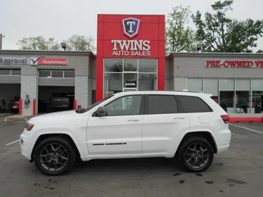 WHITE, 2021 JEEP GRAND CHEROKEE Image 126