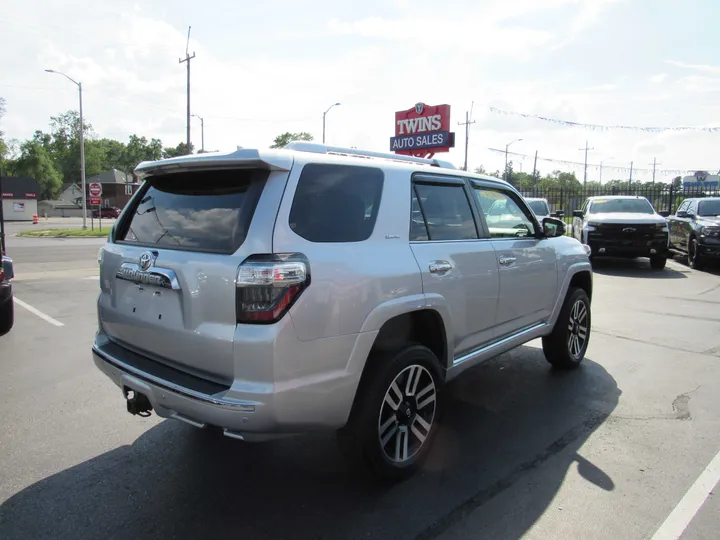 SILVER, 2015 TOYOTA 4RUNNER Image 3