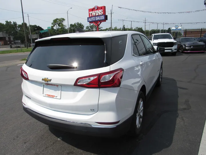 WHITE, 2020 CHEVROLET EQUINOX Image 3