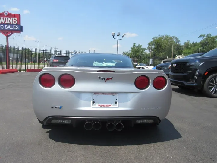 SILVER, 2012 CHEVROLET CORVETTE Image 7