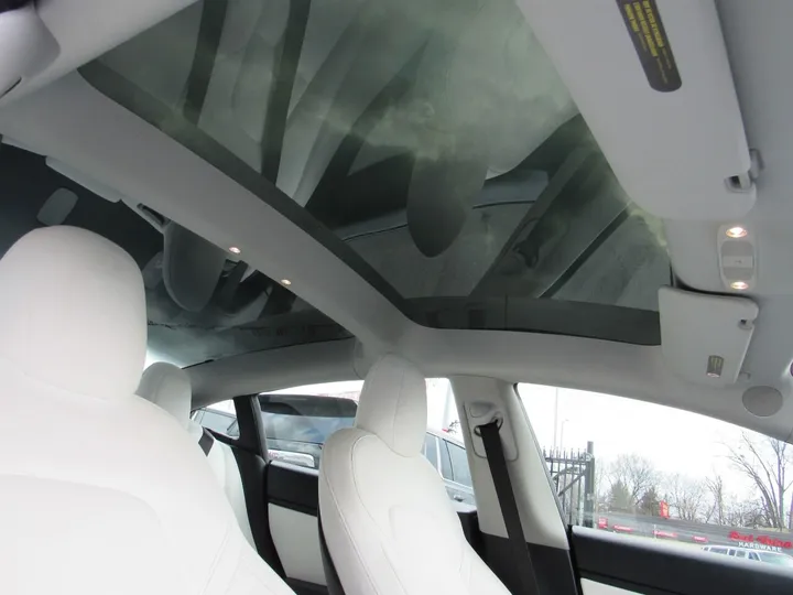 White, 2021 TESLA MODEL 3 Image 15