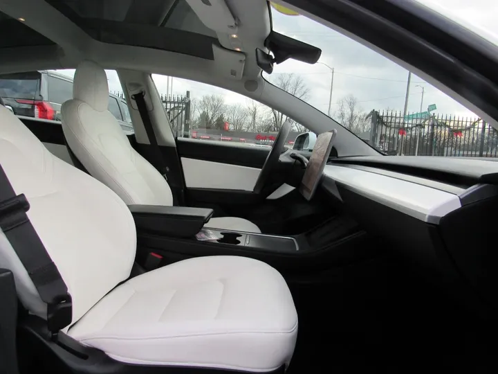 White, 2021 TESLA MODEL 3 Image 14