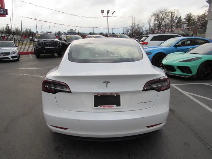 White, 2021 TESLA MODEL 3 Image 3