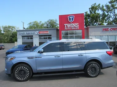 Blue, 2019 LINCOLN NAVIGATOR L Image 100