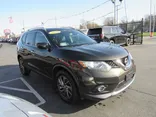 GREEN, 2016 NISSAN ROGUE Thumnail Image 4