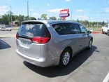 SILVER, 2020 CHRYSLER VOYAGER Thumnail Image 3