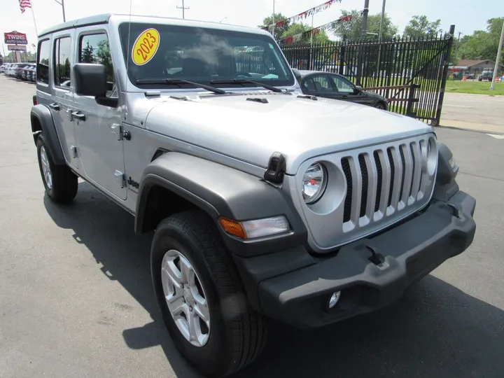 GRAY, 2023 JEEP WRANGLER Image 4