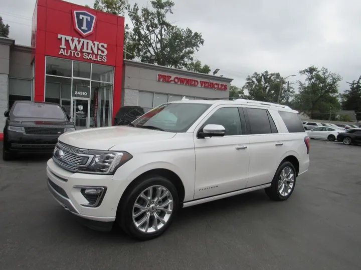 White, 2019 FORD EXPEDITION Image 2