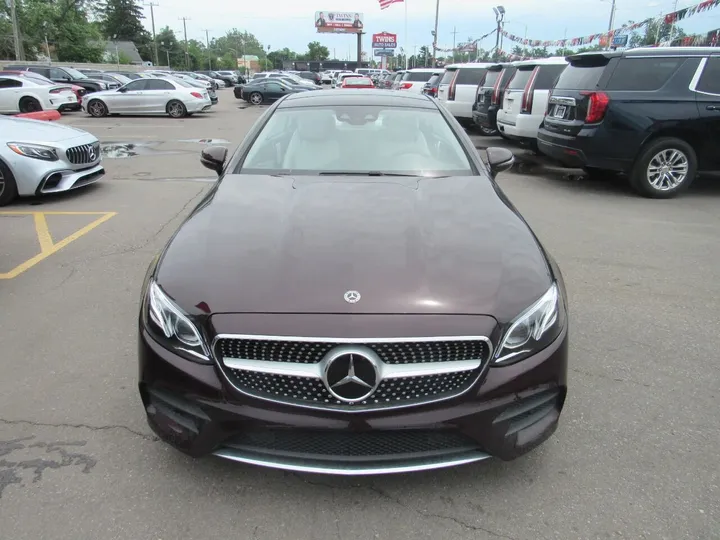 BURGUNDY, 2019 MERCEDES-BENZ E-CLASS Image 3