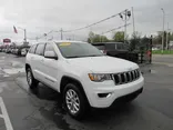 WHITE, 2021 JEEP GRAND CHEROKEE Thumnail Image 4