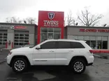 WHITE, 2021 JEEP GRAND CHEROKEE Thumnail Image 1