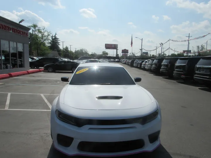 WHITE, 2023 DODGE CHARGER Image 5