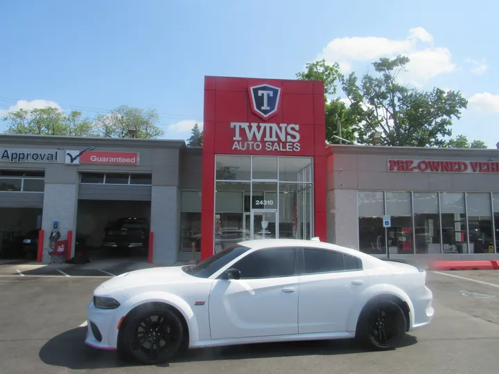 WHITE, 2023 DODGE CHARGER Image 1