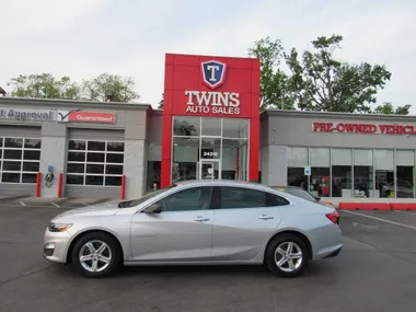 SILVER, 2020 CHEVROLET MALIBU Image 92