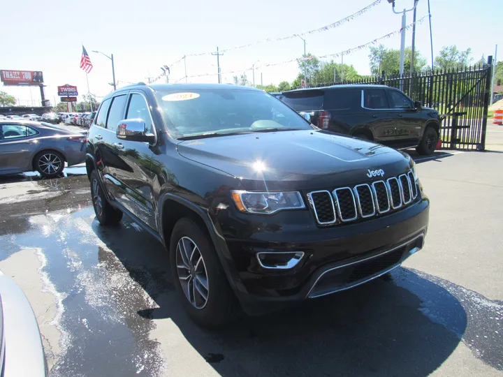 BLACK, 2021 JEEP GRAND CHEROKEE Image 4