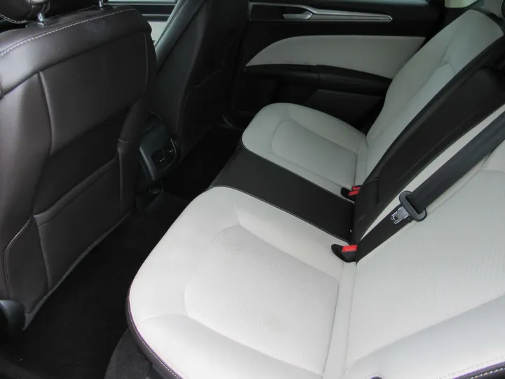 GREY, 2019 FORD FUSION Image 10