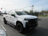 WHITE, 2021 CHEVROLET SILVERADO 1500 CREW CAB Thumnail Image 4