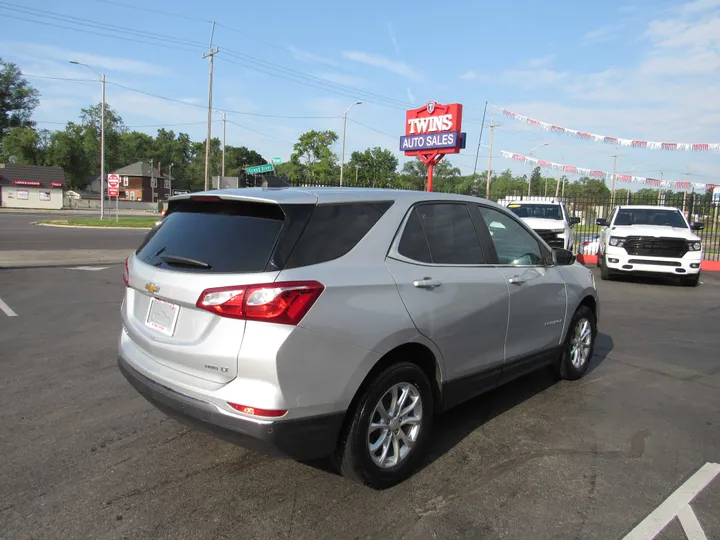 SILVER, 2021 CHEVROLET EQUINOX Image 3