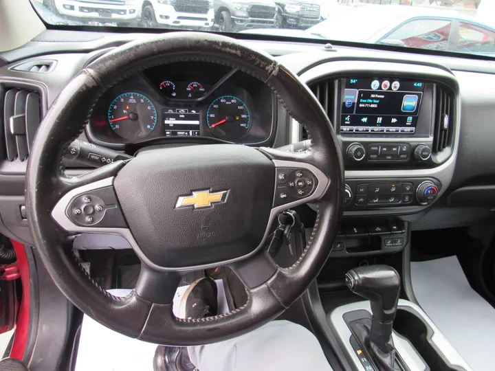 RED, 2015 CHEVROLET COLORADO CREW CAB Image 8