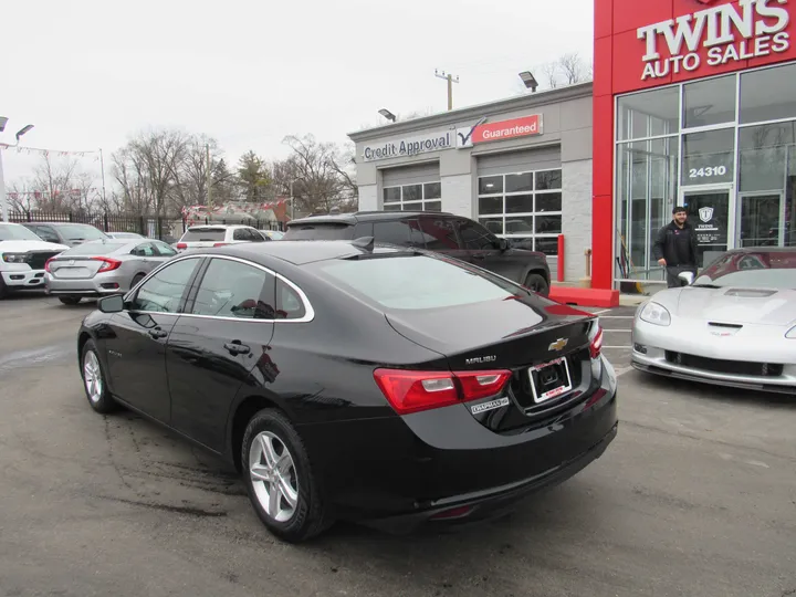 BLACK, 2020 CHEVROLET MALIBU Image 2