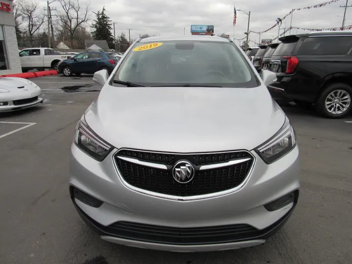 SILVER, 2019 BUICK ENCORE Image 3