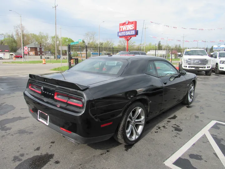 BLACK, 2022 DODGE CHALLENGER Image 3