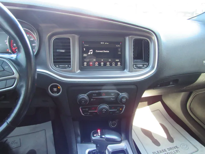 RED, 2020 DODGE CHARGER Image 14