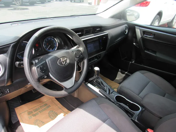 BLACK, 2017 TOYOTA COROLLA Image 11