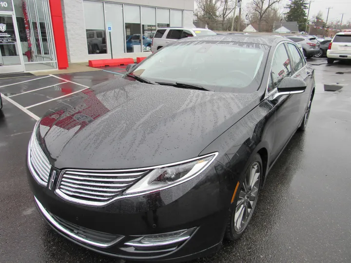 BLACK, 2014 LINCOLN MKZ Image 2