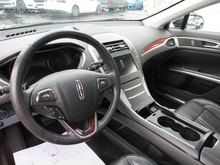 BLACK, 2014 LINCOLN MKZ Image 11