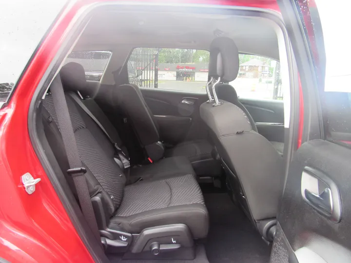 RED, 2020 DODGE JOURNEY Image 13