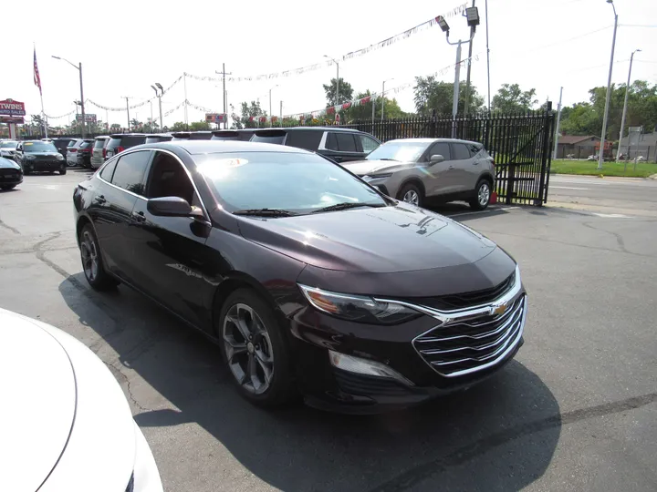 BURGUNDY, 2021 CHEVROLET MALIBU Image 4