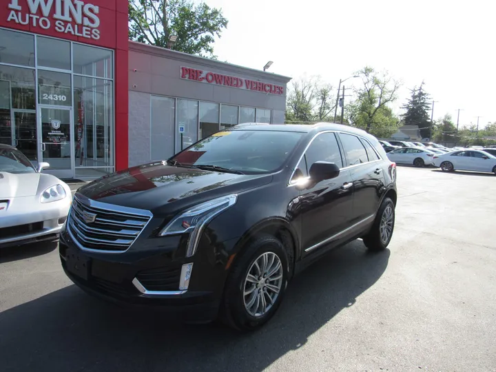 BLACK, 2019 CADILLAC XT5 Image 5