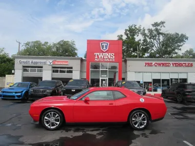 Red, 2020 DODGE CHALLENGER Image 9