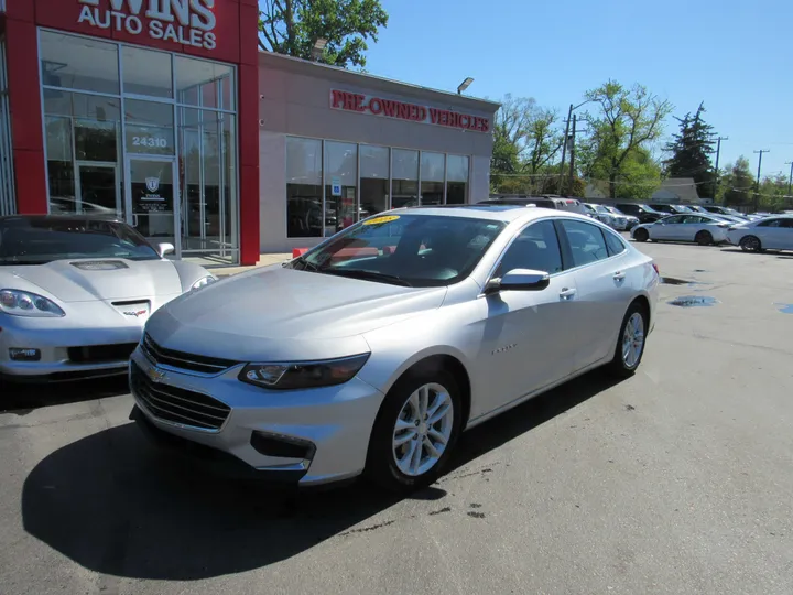 SILVER, 2018 CHEVROLET MALIBU Image 5