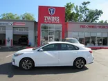 WHITE, 2020 KIA FORTE Thumnail Image 1