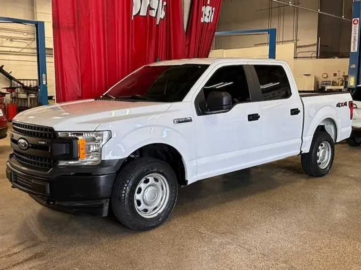 WHITE, 2020 FORD F150 SUPERCREW CAB Image 9