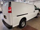 WHITE, 2020 CHEVROLET EXPRESS Thumnail Image 7