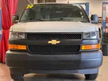 WHITE, 2020 CHEVROLET EXPRESS Thumnail Image 9