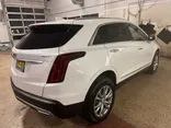 WHITE, 2022 CADILLAC XT5 Thumnail Image 6