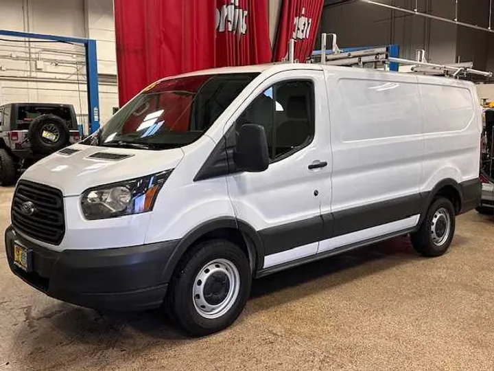 WHITE, 2015 FORD TRANSIT 250 VAN Image 10