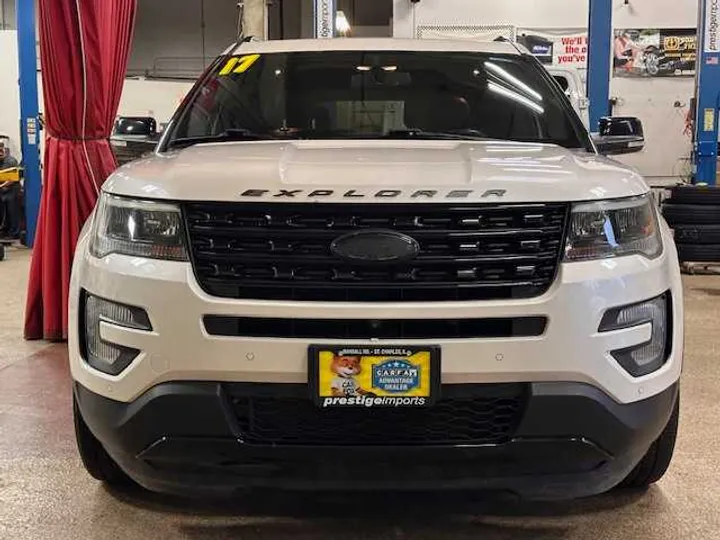 WHITE, 2017 FORD EXPLORER Image 7