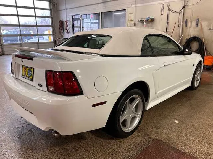 WHITE, 2000 FORD MUSTANG Image 6