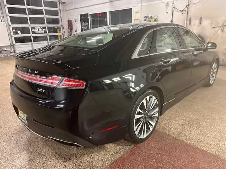 BLACK, 2019 LINCOLN MKZ Image 6